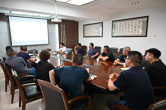 安慶市公路工程處黨支部組織黨員集體過“政治生日”